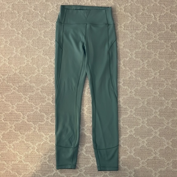 Lululemon in movement tights 7/8 size 4 - Picture 2 of 6